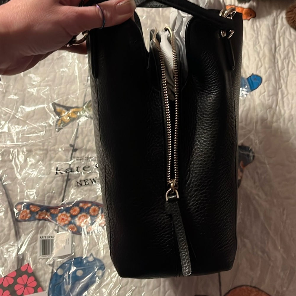 NWT Kate Spade medium triple compartment shoulder bag in black - Picture 8 of 13